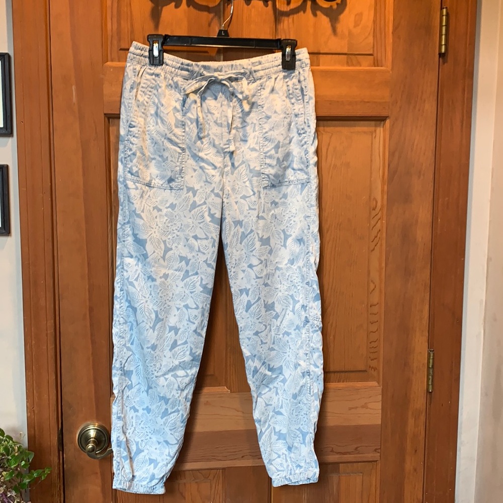 EUC Womens Gsp Joggers Sz S, Blue Floral Print.